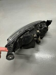 Světlomet Opel Astra - 3