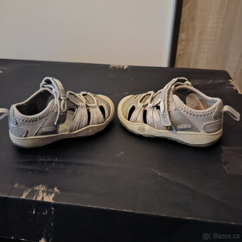 Keen detske sandalky Moxie stribrne vel. 22 - 3