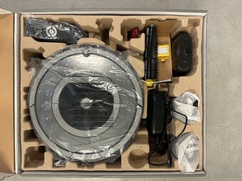 Robotický vysavač iRobot Roomba 780 - 3