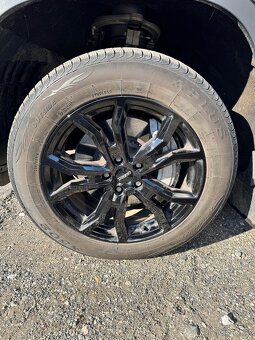 Pneu 255/55 R19 - 3