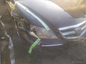 Honda Legend KB1 3.5 V6 VTEC SH-AWD - dva vozy - 3