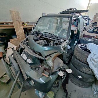 Suzuki Jimny na díly - 3