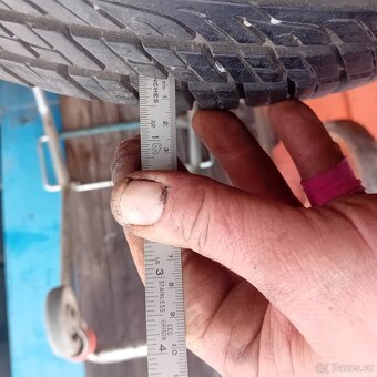 Pneu 155/70r13 - 3