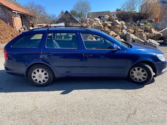 Octavia combi 1.6tdi 77kw rok 2010 - 3