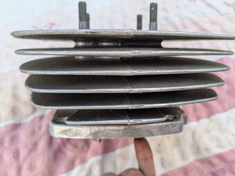 ČZ 125 / 984 kros, novy valec - 3