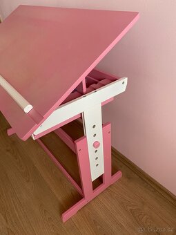 Rostoucí psací stůl s naklápěcí deskou - 3