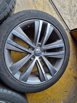 5x112 225/45 R18 sharan - 3