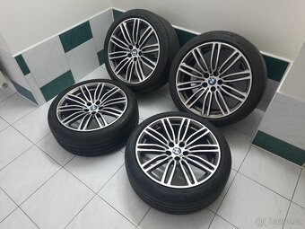 Original sada 19" BMW 5 G30 style 664M-POWER - 3