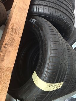 235/55/19 - 3