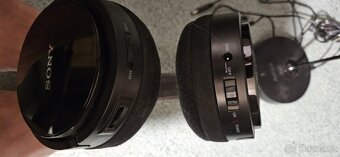 Bezdrátová RF sluchátka SONY TMR-RF810R - 3