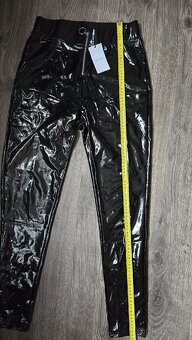 Vinylové kalhoty vel.36 - 3