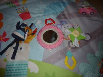 Hrací koberec/deka Taf Toys s hrazdičkou, 90 cm - 3