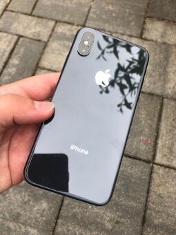 iPhone XS 64Gb v hezkém stavu - 3