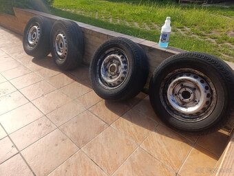 Pneumatiky na discich 215/65 R15 C Ford Transit custom - 3