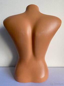 Dámská figurína - 3
