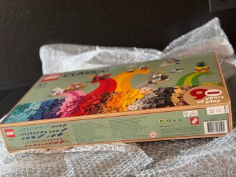 LEGO CLASSIC 11021 - 3
