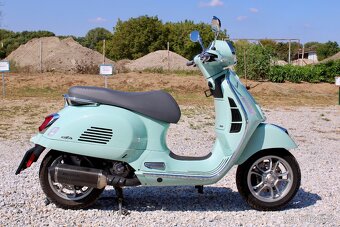 Vespa 300 GTS - 3