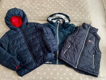 Balík Chlapeckého oblečení - velikost 122/128, sada 49 kusů - 3