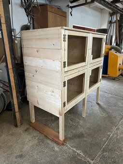 Masivní králíkárna - 3