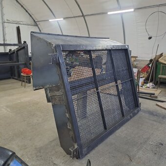 Třídička zeminy - 3