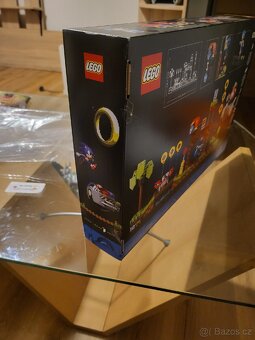 Prodam Lego Sonic 21331 - 3