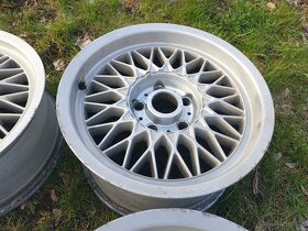 BBS RZ323 a 324 - dvourozměrná kola R16 pro BMW - 3