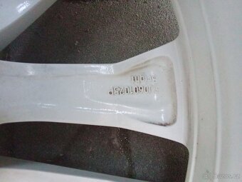 Originální alu kola 7Jx17 ET41 5x100 Fabia  RS - 3