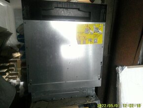 2 x MYČKA ELECTROLUX - 3
