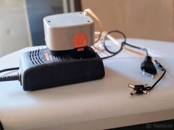 RETRO miniaturní TV na 12V - 3