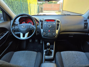 Kia Ceed 1,6CRDi 85kW kombi nové ČR - 3