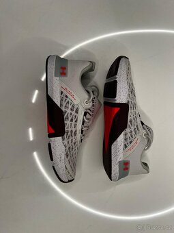 Under Armour TriBase Reign 5 - 3