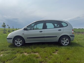 Renault Megane Scenic 1.6 - 3