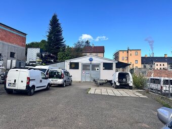 Pronajem autoservisu + 3 byty - 3
