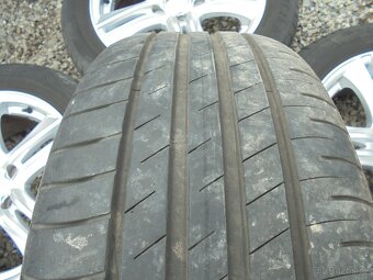 PRODÁM ALU KOLA ROZTEČ 4x114,3 R16 ET40 - PNEU 205/55 R16 - 3