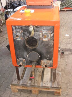 Prodám kotel na olej 29 -36 Kw - 3