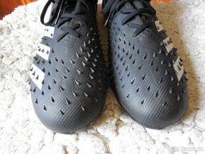 Kopačky Adidas Predator Freak .2 FG vel. 48 - 3