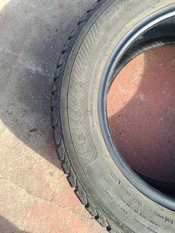 Nokian 185/65 R15 - 3