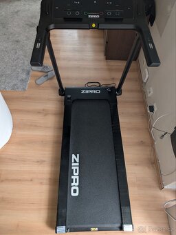 Běžecký pás Zipro Treadmill Pacto - 3