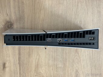 Playstation 5 Slim (Digital) + 2x ovladač - 3