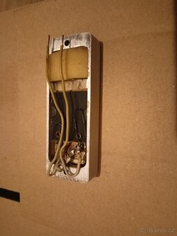 Snímače, tremolo, pickguard Jolana Cremona apod. Originály - 3