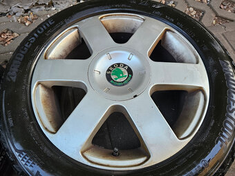 ALU letní kola VEGA orig Škoda 5x112 Octavia II R16 - 3