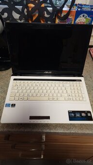 Notebook ASUS K53S 15,6"  Procesor procesor: Intel® Core™ i - 3