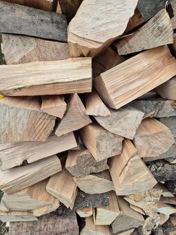 Prodám palivové dřevo Ideální do KRBU SUCHÉ, BEZ KŮRY TBRDÉ - 3