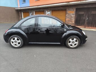 Volkswagen New Beetle - 3