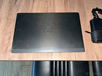UltraBook Dell Latitude 7420 i7 1185G7-RAM 16GB-SSD 512GB - 3