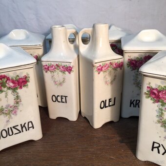 stoleté kořenky - dózy na potraviny - lahev na ocet - olej - 3