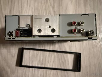 Autorádio JVC KD-X320BT - 3