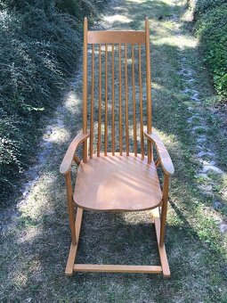 HOUPACÍ KŘESLO - 3