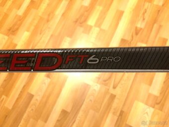 Hůl CCM Jetspeed FT6Pro, flex 75, levá 29 - 3