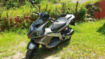 Derbi GP1 250i Racing - 3